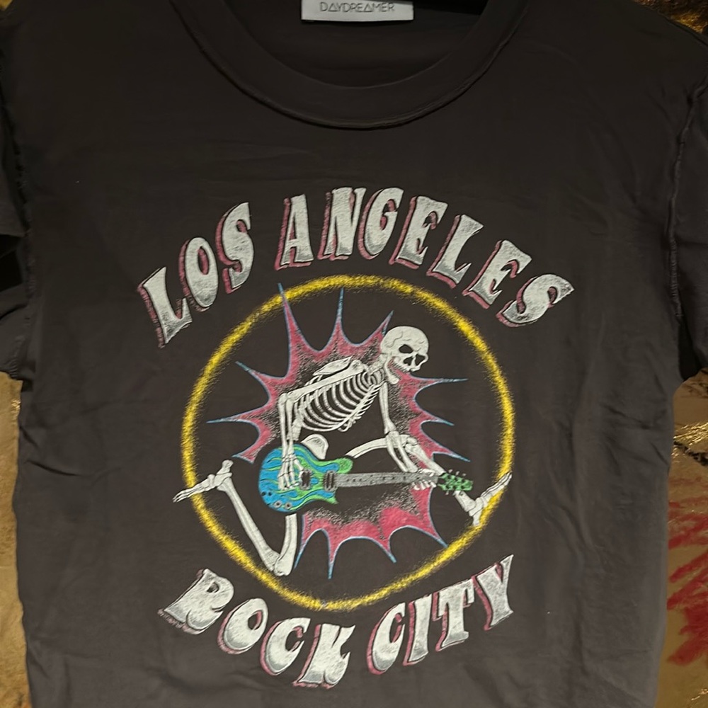DAYDREAMER TEE. LOS ANGELES ROCK CITY - Picture 2 of 3